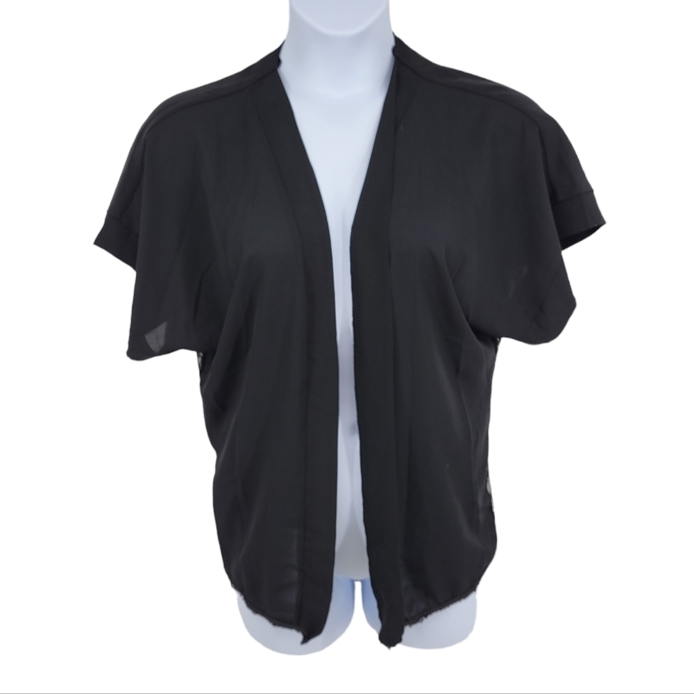 Monteau | Black short sleeve lace back kimono cardigan Size‎ M